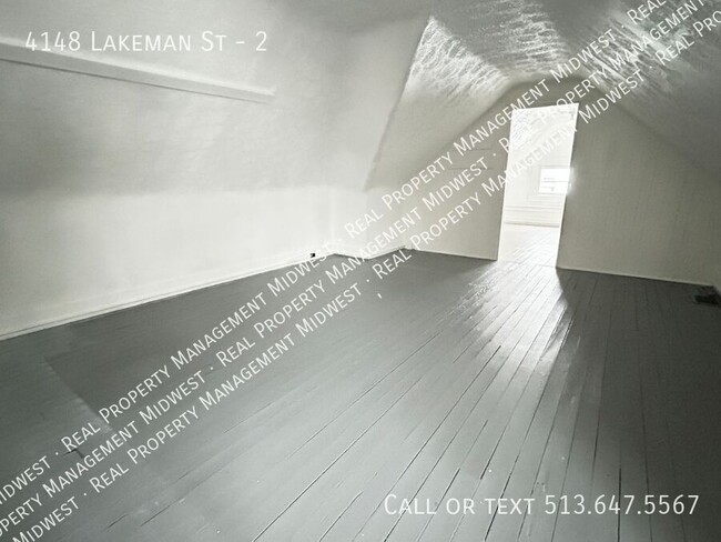 Building Photo - 4148 Lakeman St