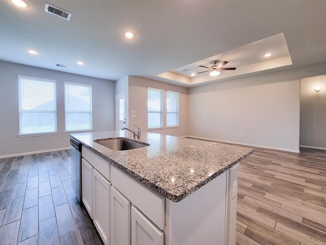 Building Photo - 31419 Horseshoe Meadow Bend Ln