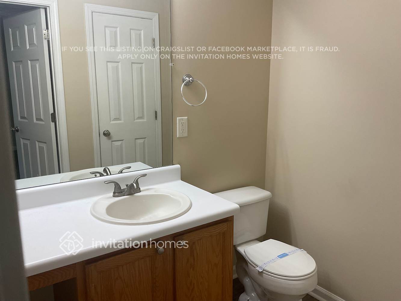 Building Photo - 2644 Waverly Hills Dr