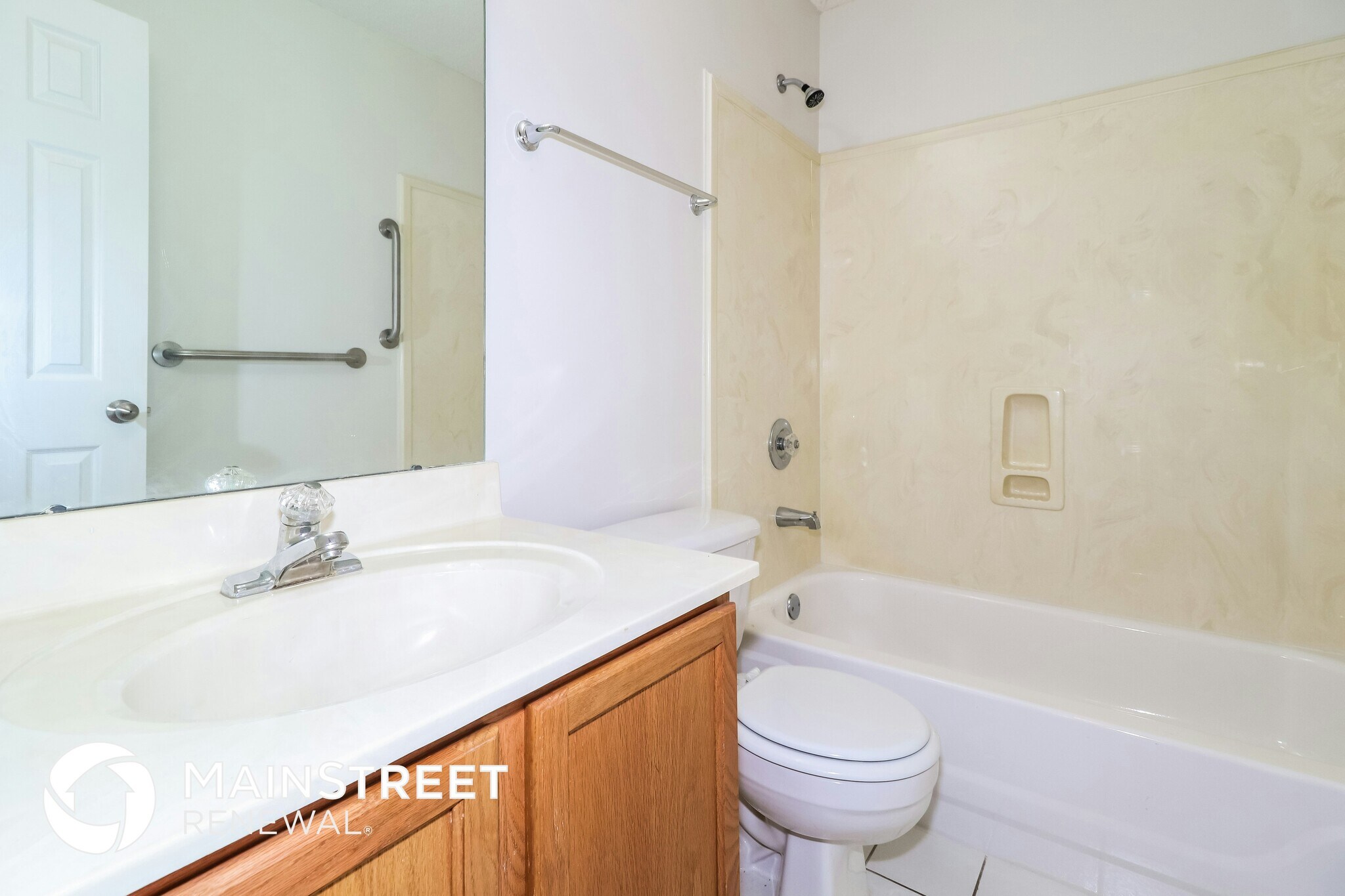 Building Photo - 6123 English Ivy N