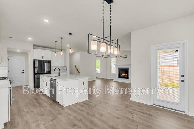 Building Photo - 216 Wappoo Trce Ln