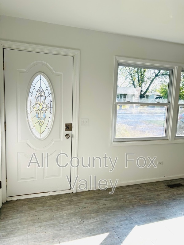 Building Photo - 344 Durham Dr