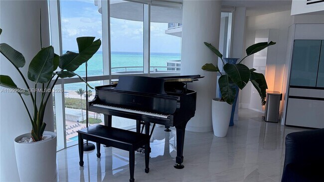 Building Photo - 6301 Collins Ave