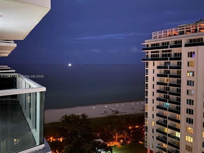 Building Photo - 2401 Collins Ave