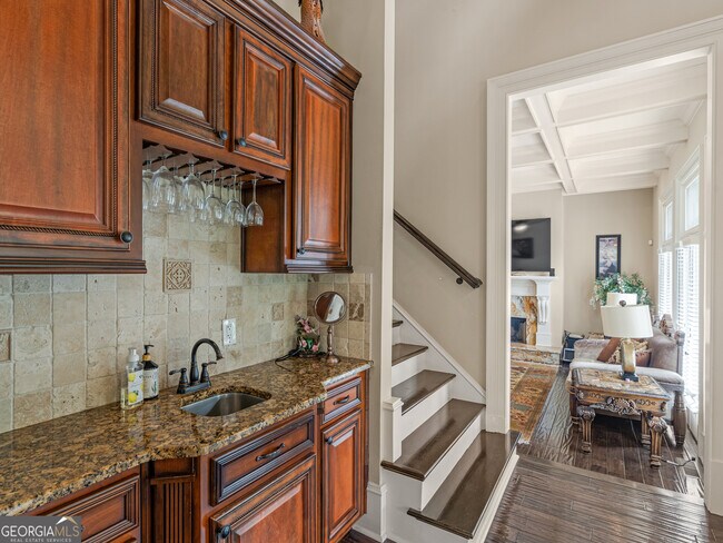 Building Photo - 1695 Whitley Rd