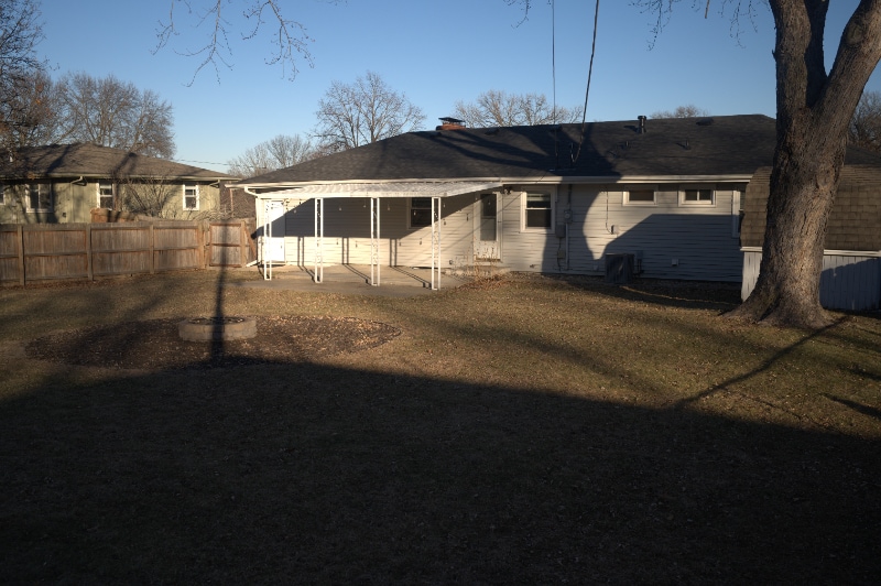 Building Photo - 6802 N Flora Ave