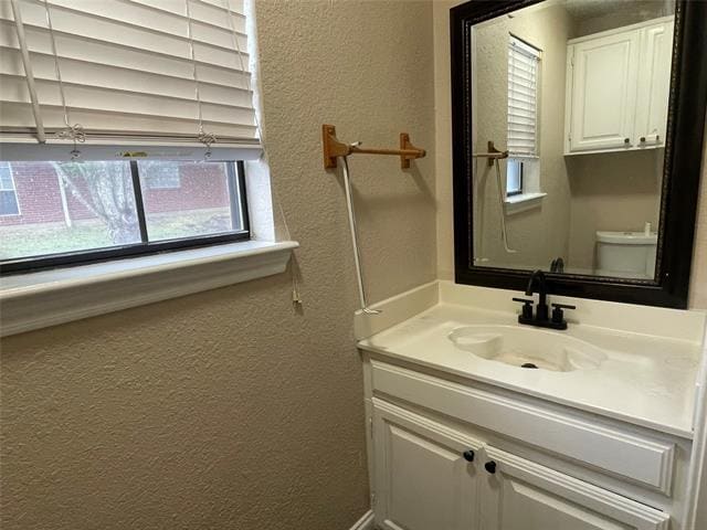 Building Photo - 2111 Meadowview Dr