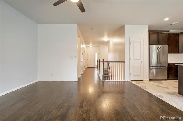 Building Photo - 972 Fire Rock Pl