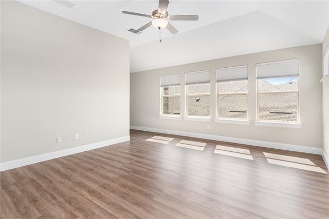 Building Photo - 12261 Hesse Dr