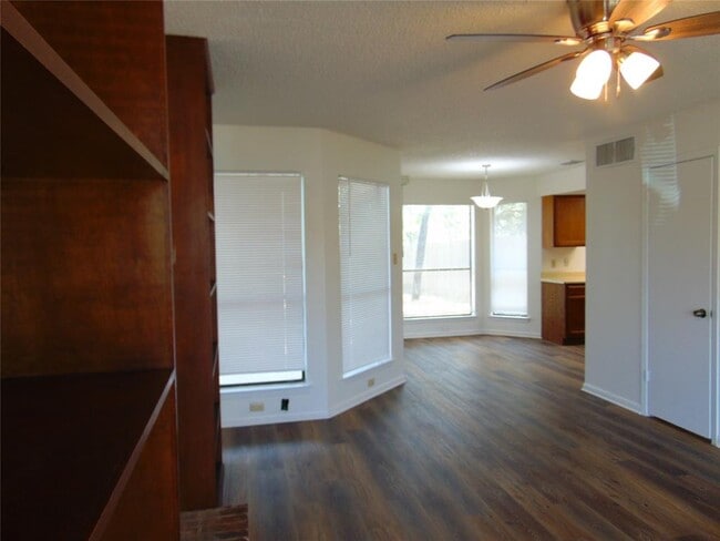 Building Photo - 5016 Cana Cove