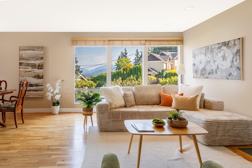 Building Photo - 16654 SE 26th Pl