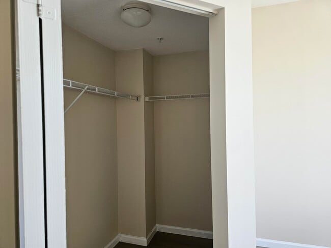 Building Photo - 8308 Myrtlewood Cir W