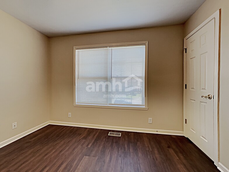 Building Photo - 13041 Rawlings Ct