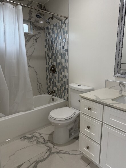 Building Photo - 1068 Billings Blvd