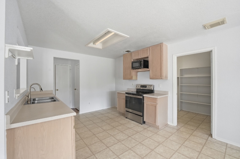 Building Photo - 535 Centro Hermosa