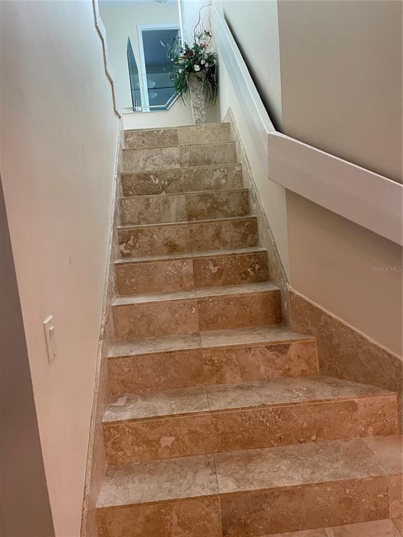 Building Photo - 6260 Sun Blvd