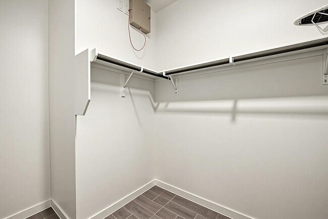 Building Photo - 33142 School Hl Rd