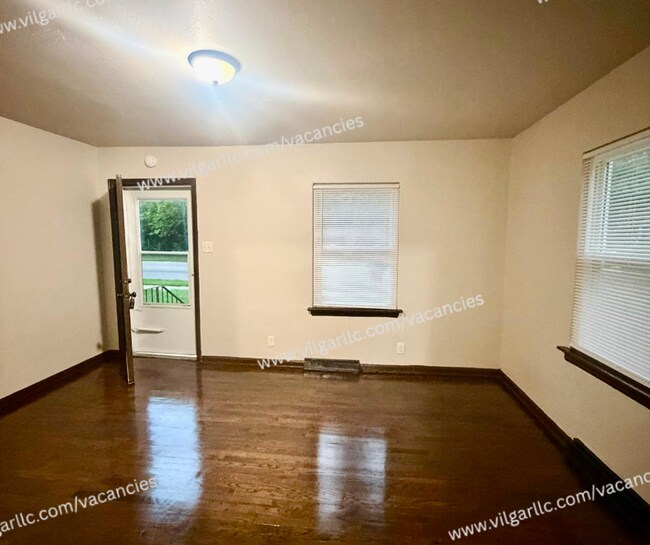 Building Photo - 4201 Georgia St