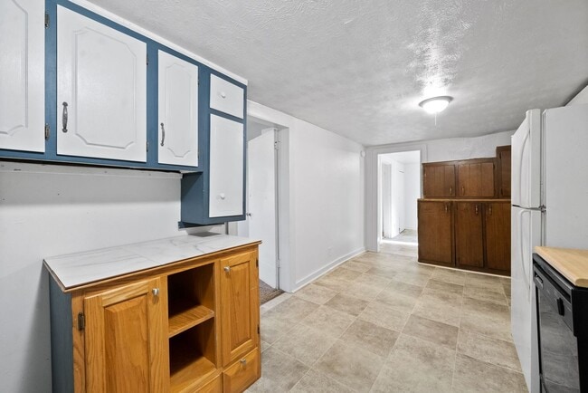 Building Photo - 1124 Palmyra Rd