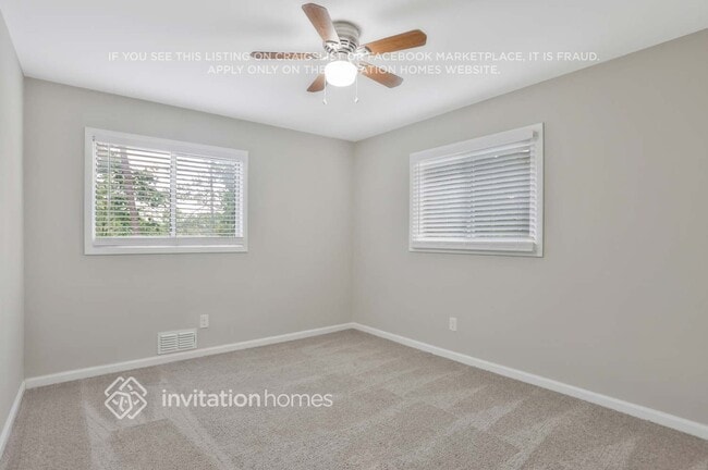 Building Photo - 2805 Cherry Laurel Ln SW