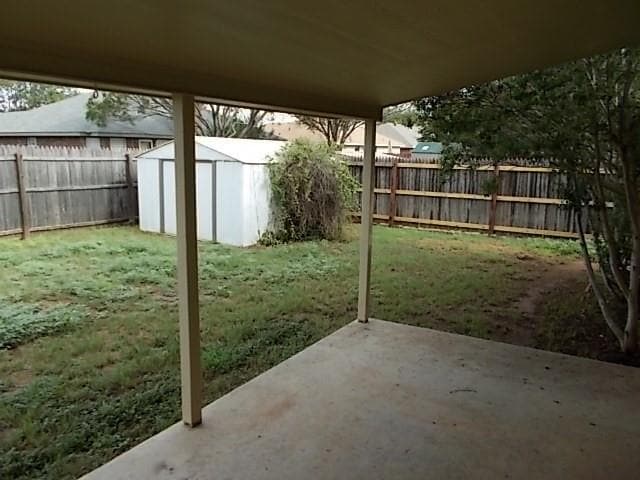 Building Photo - 3950 Trinity Ln