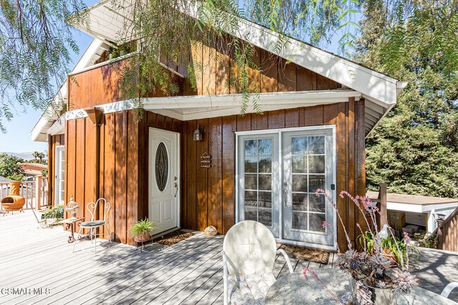 Building Photo - 1052 Hacienda Dr