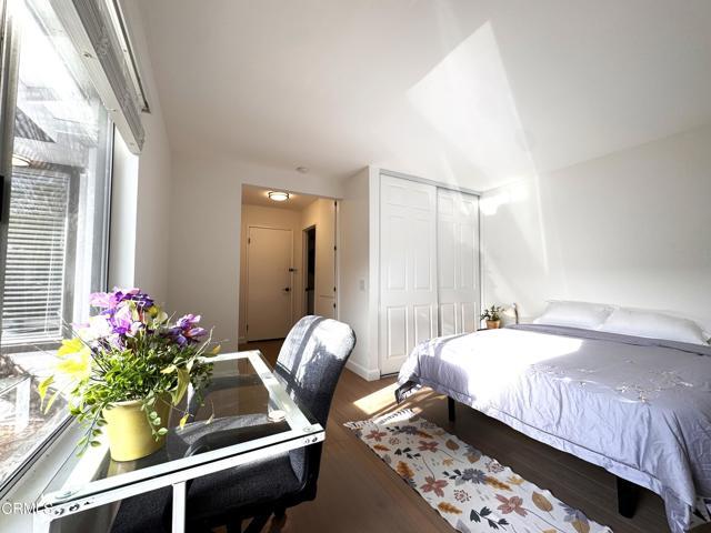 Building Photo - 5361 Hidalgo St