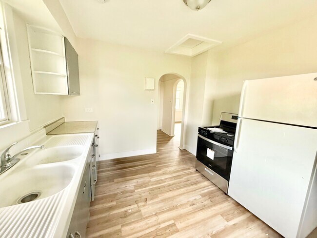 Building Photo - 343 Ohio Ave