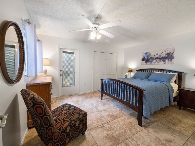 Building Photo - 7400 College Pkwy