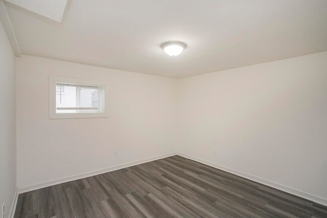 Building Photo - 108 Panamint Dr