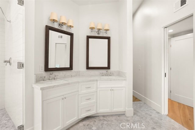 Building Photo - 22450 Maycotte Rd