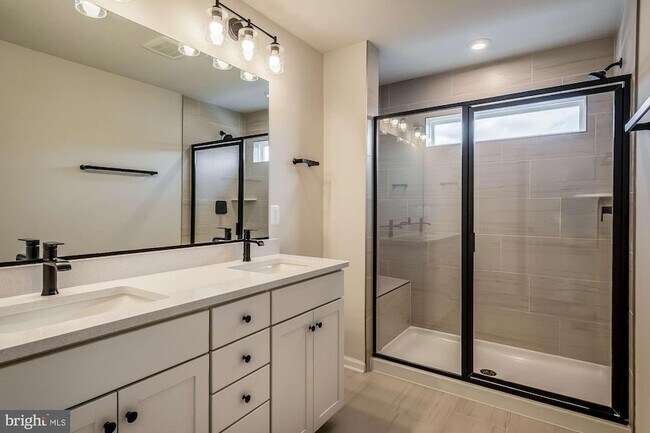 Building Photo - 7715 Harlow Cir