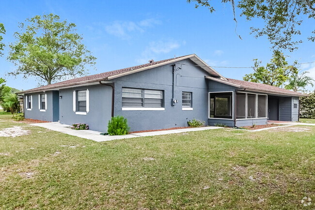 Building Photo - 151 Rainbow Blvd