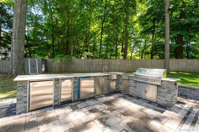 Building Photo - 9 E Stemmer Ln