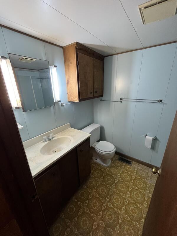 Building Photo - 202 St Clair Ave SW