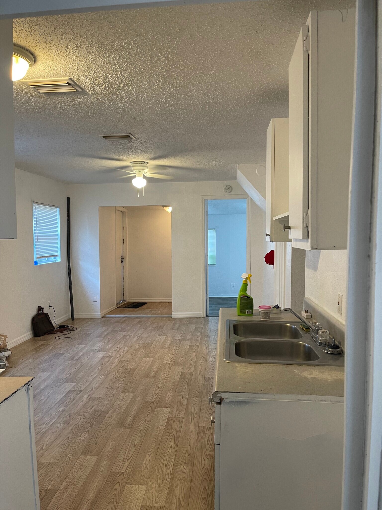 Building Photo - 8722 N Brooks St