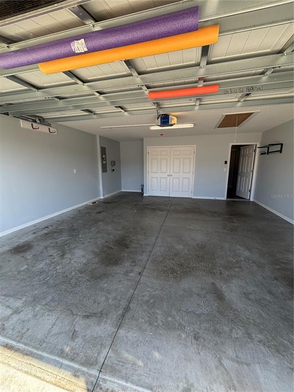 Building Photo - 3319 Rohan Rd