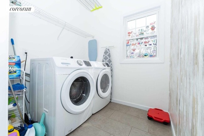 Building Photo - 9 Dayton Ave