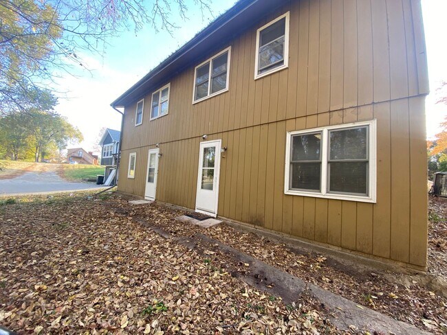 Building Photo - $1,500 | 3 Bedroom, 1 Bathroom Duplex | NO PETS | Available for an August 1st, 2026 Move In!