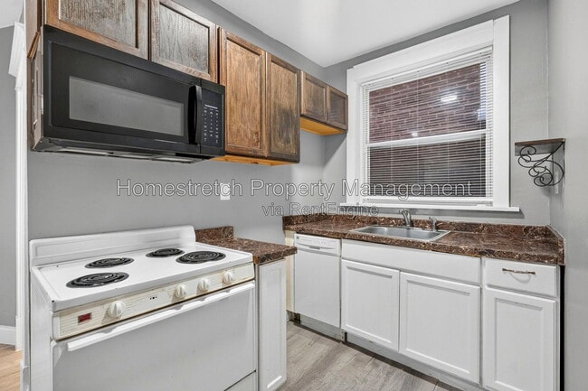Building Photo - 3107 Osceola St