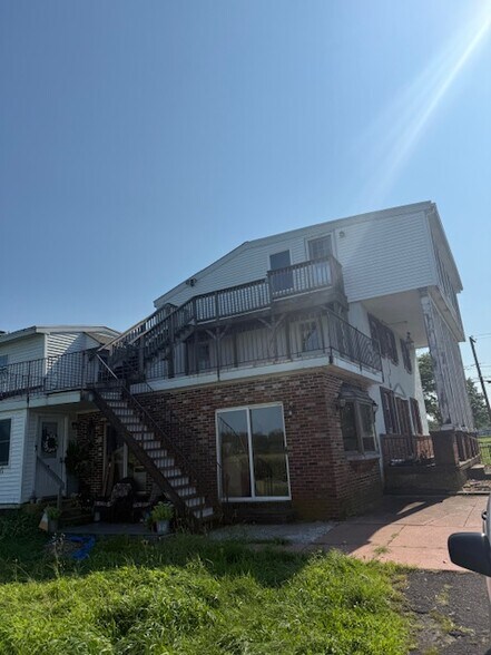 Primary Photo - 817 Elephant Rd