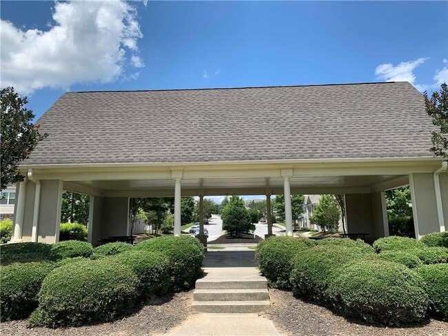Building Photo - 530 Constellation Overlook SW