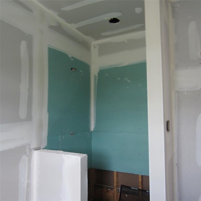 Building Photo - 2419 Rosewood St