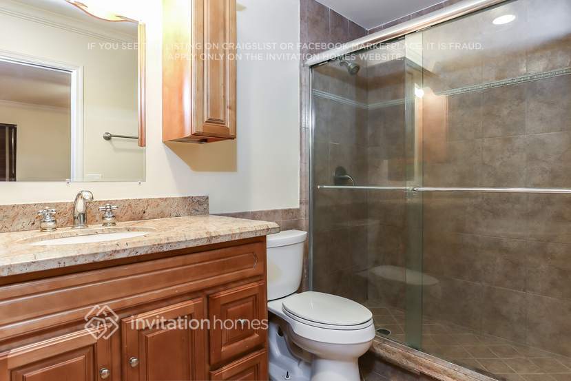 Building Photo - 5241 110th Ave N