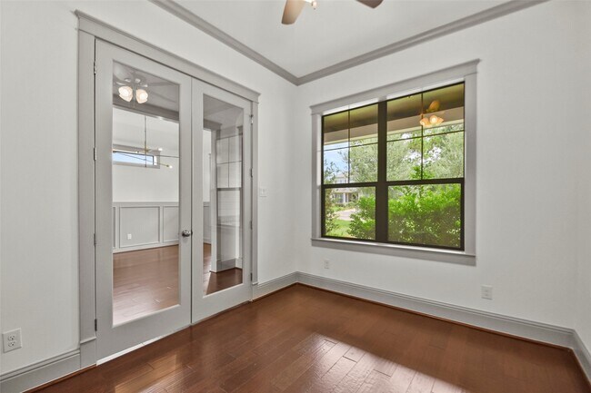 Building Photo - 1538 Thornton Rd