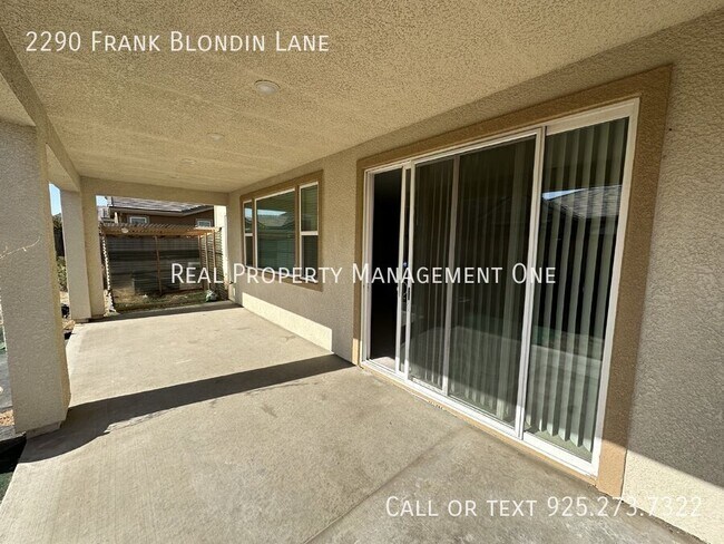 Building Photo - 2290 Frank Blondin Ln