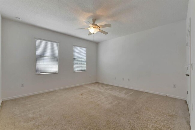 Building Photo - 2311 Victoria Dr