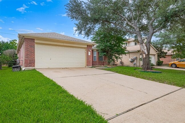 Building Photo - 17323 Thicket Hollow Ln