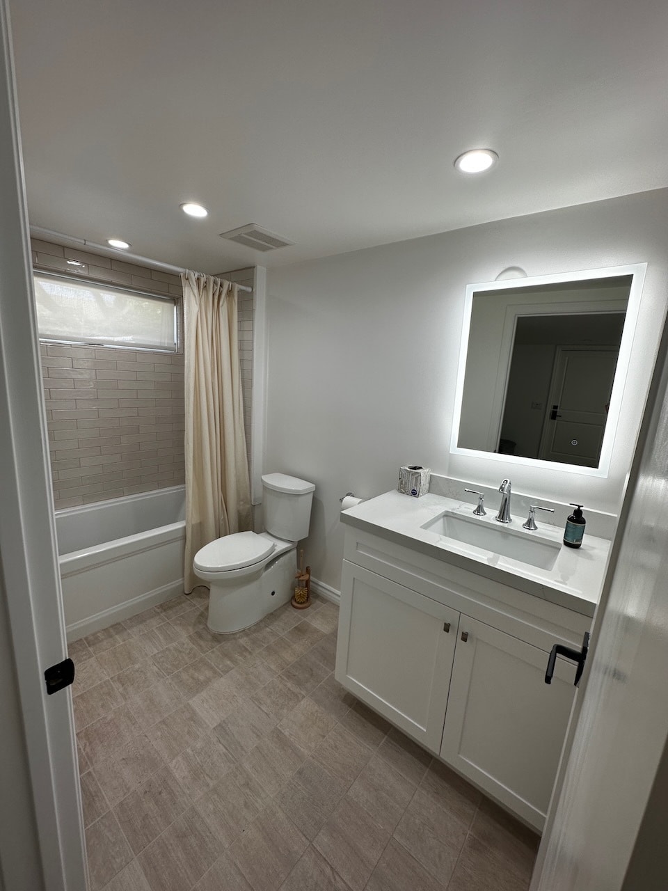 Building Photo - 12206 Falkirk Ln