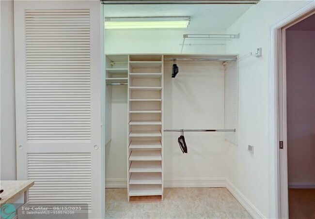 Building Photo - 681 Marine Dr